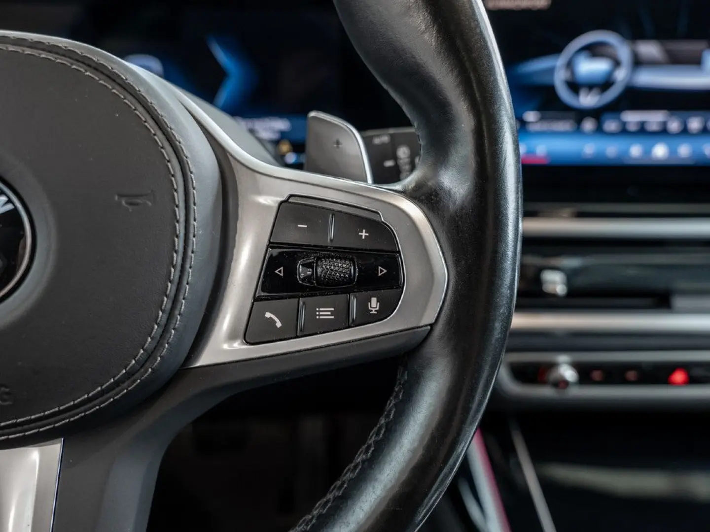 X7 xDrive 40d M-Sport Pro FACEL. PANO AHK HUD