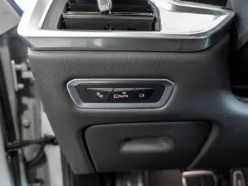 X7 xDrive 40d M-Sport Pro FACEL. PANO AHK HUD