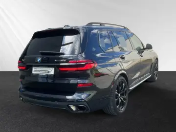 X7 xDrive40d M Sport Pro|AHK|PanoSkyLounge|Harma