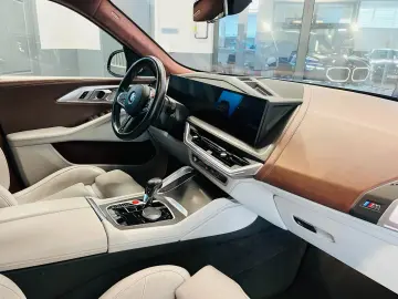 BMW XM/HUD / BOW&WILK / PANO / MASSAGE