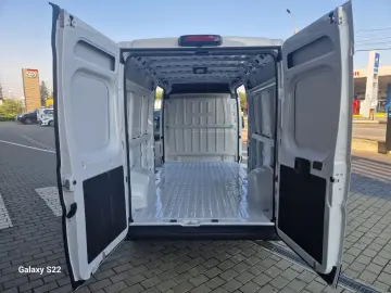 Proace Max L3H2 PanelVan 5u 2.2D 140cp 6MT Comfort