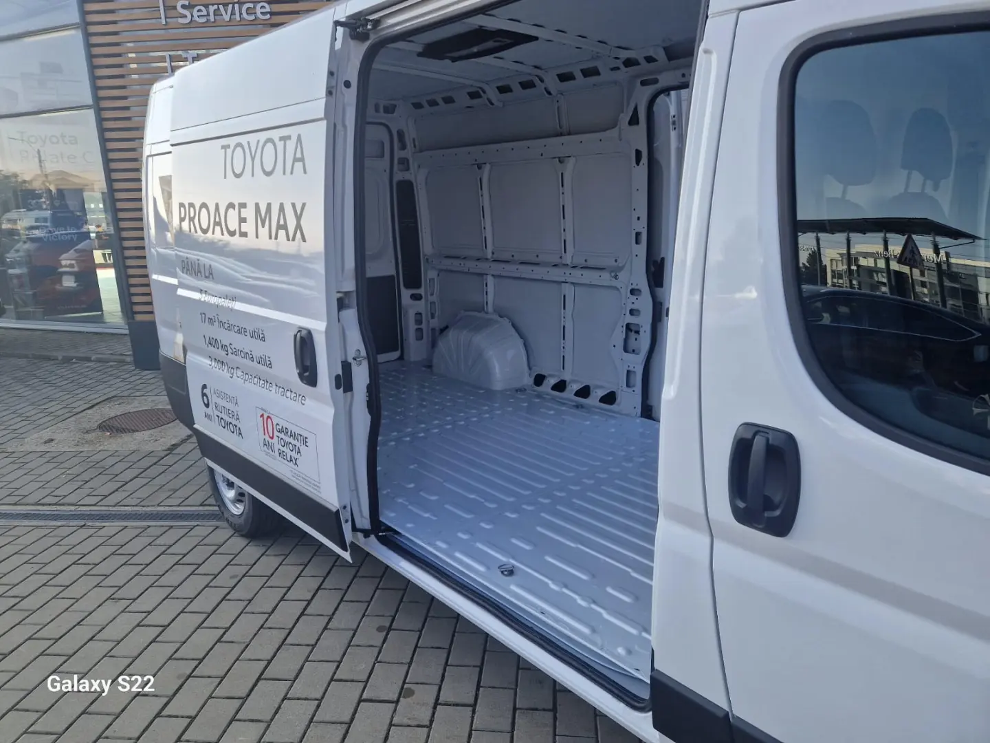 Proace Max L3H2 PanelVan 5u 2.2D 140cp 6MT Comfort