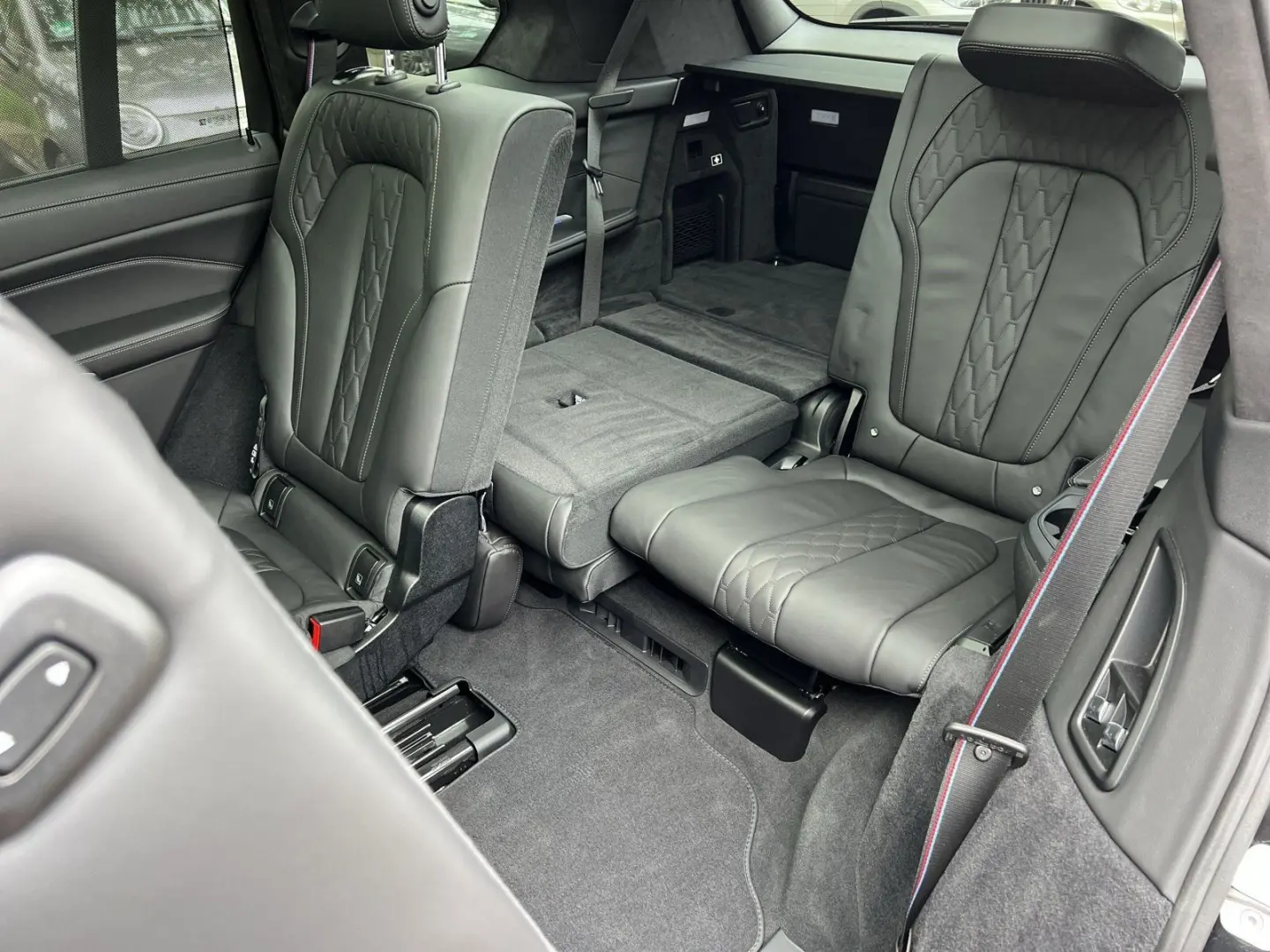 X7 xDrive40d M SPORT AHK HEAD-UP PANO SKY-LOUNGE