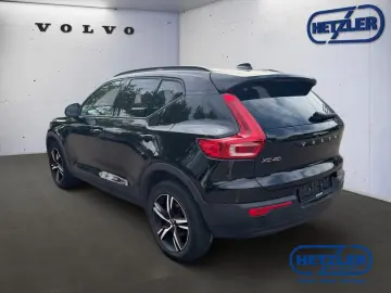 XC40 Momentum Core 2WD T2 EU6d Digitales Cockpit