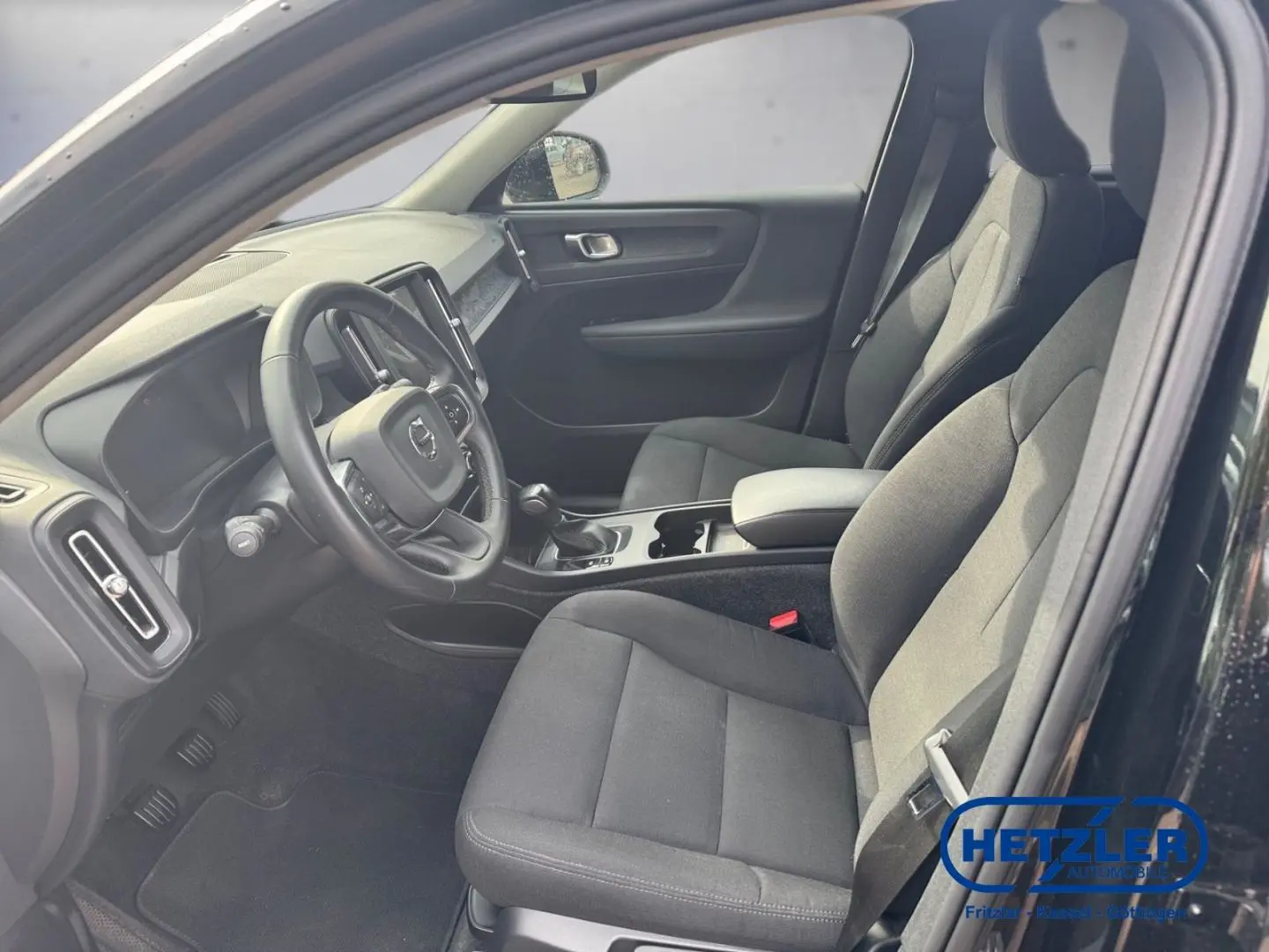 XC40 Momentum Core 2WD T2 EU6d Digitales Cockpit