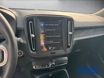 XC40 Momentum Core 2WD T2 EU6d Digitales Cockpit