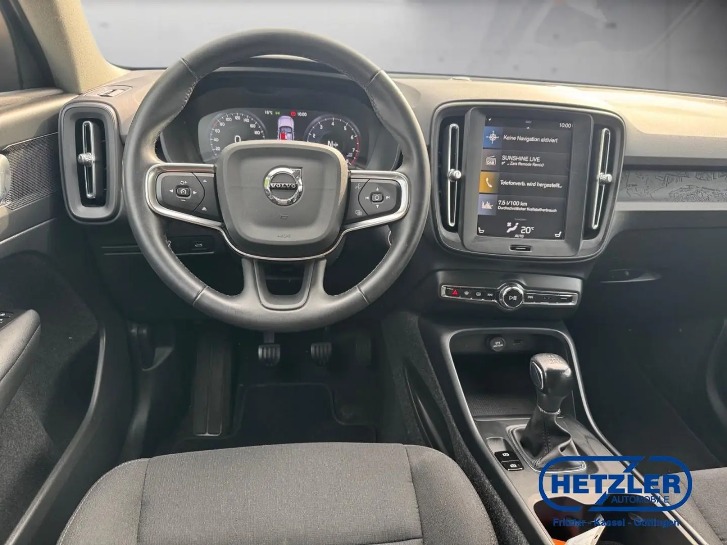 XC40 Momentum Core 2WD T2 EU6d Digitales Cockpit