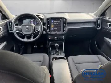 XC40 Momentum Core 2WD T2 EU6d Digitales Cockpit