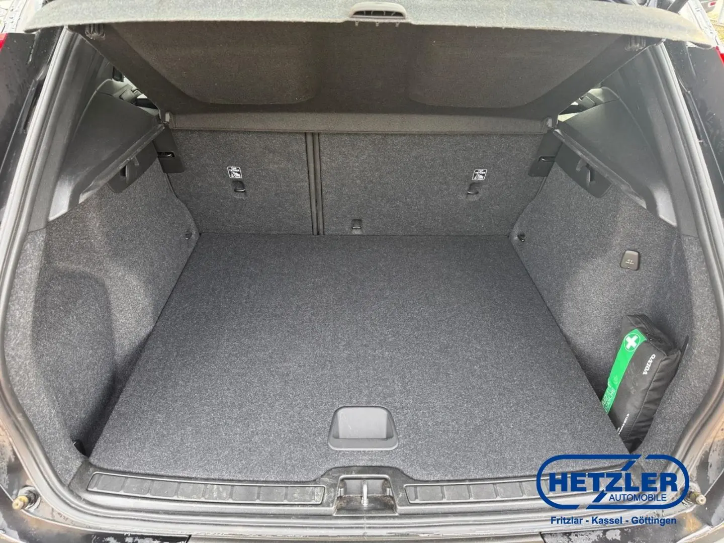 XC40 Momentum Core 2WD T2 EU6d Digitales Cockpit
