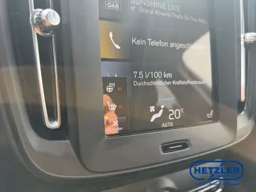 XC40 Momentum Core 2WD T2 EU6d Digitales Cockpit