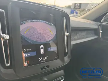 XC40 Momentum Core 2WD T2 EU6d Digitales Cockpit