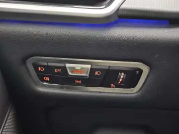 BMW X5 xDrive30d AT MHEV