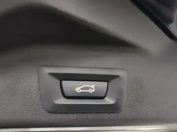 BMW X5 xDrive30d AT MHEV