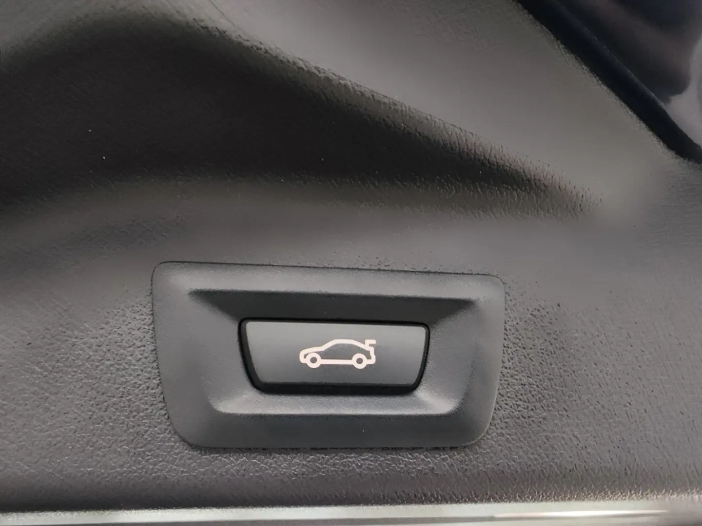 BMW X5 xDrive30d AT MHEV