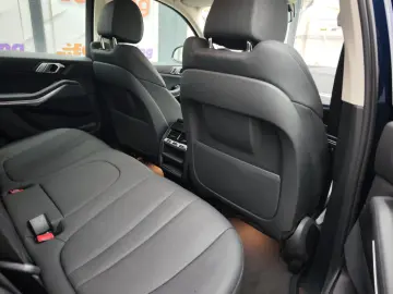 BMW X5 xDrive30d AT MHEV