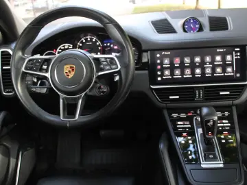 Cayenne Coupe Platinum Edition