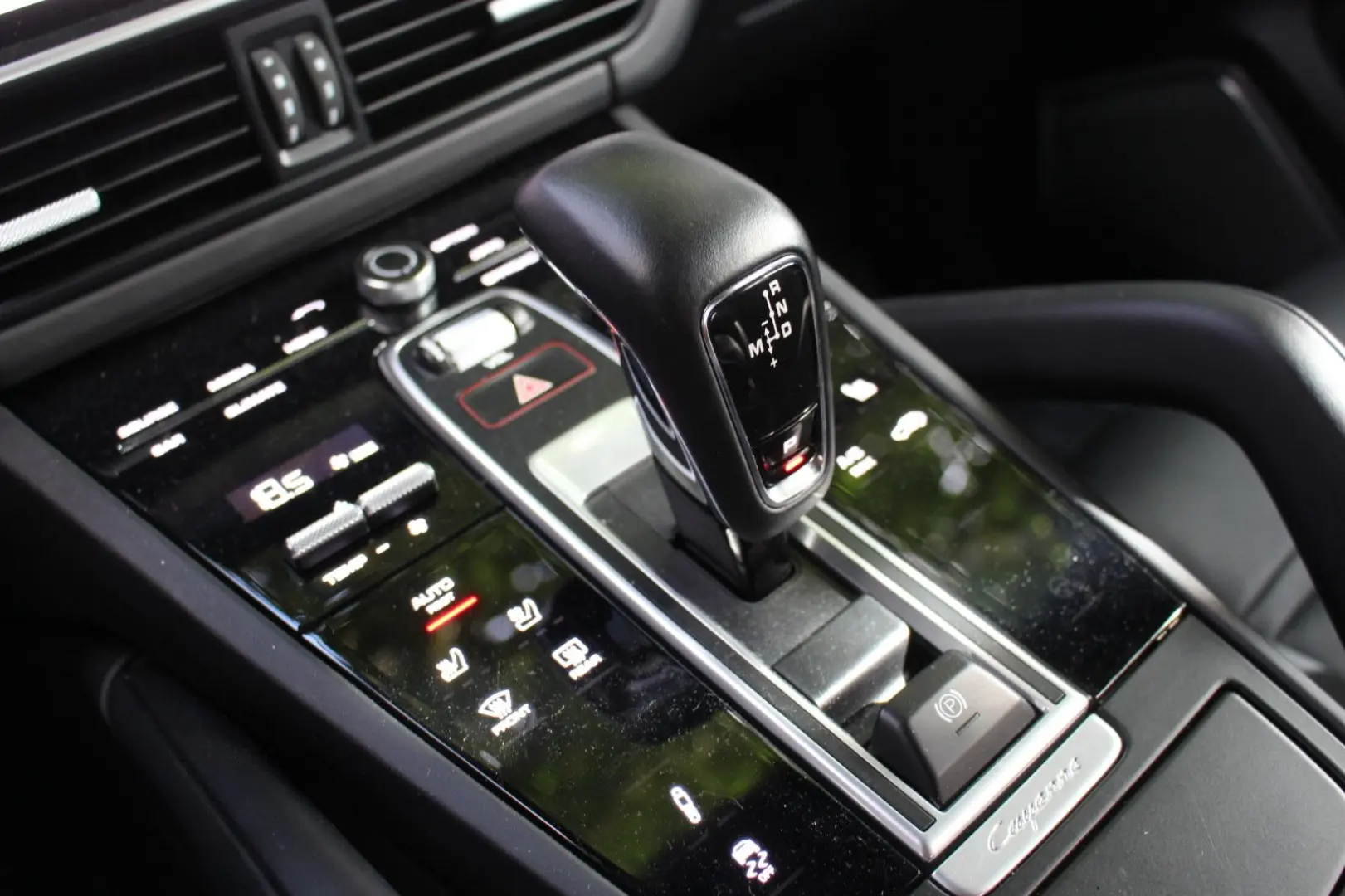 Cayenne Coupe Platinum Edition