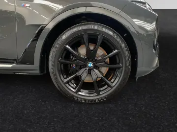 X7 xDrive40d M Sport Pro|SkyLounge|AHK|Standhzg
