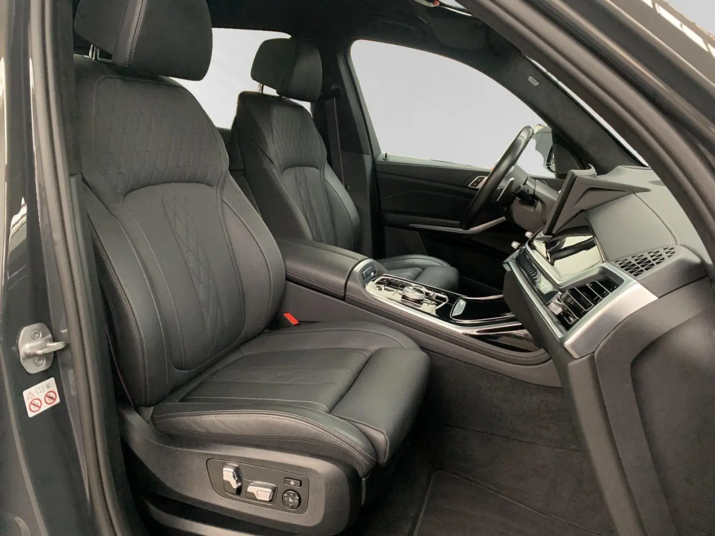 X7 xDrive40d M Sport Pro|SkyLounge|AHK|Standhzg