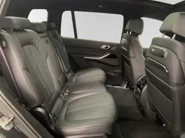 X7 xDrive40d M Sport Pro|SkyLounge|AHK|Standhzg