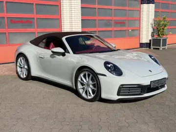 Porsche 992 CARRERA CABRIOLET