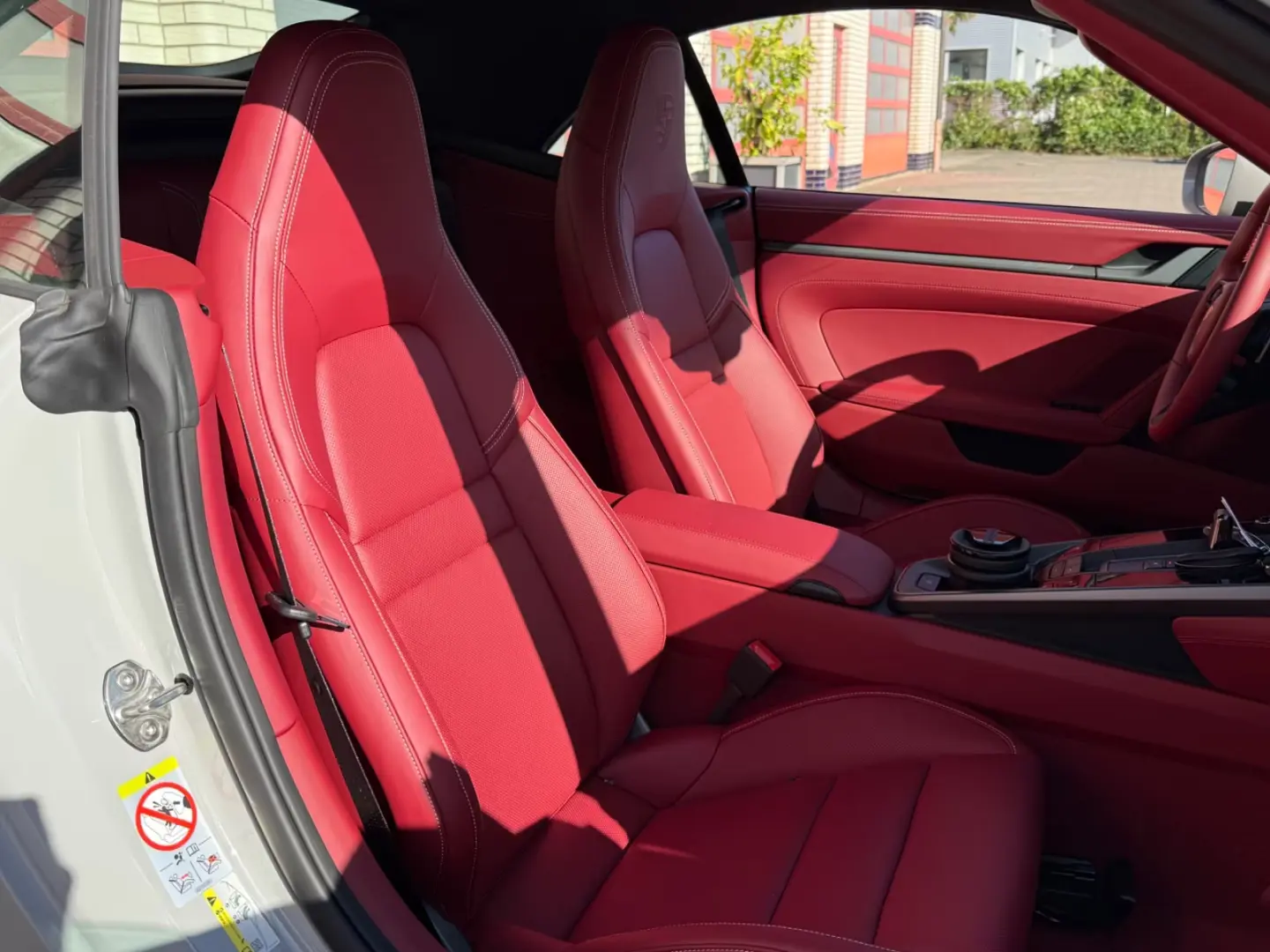 Porsche 992 CARRERA CABRIOLET
