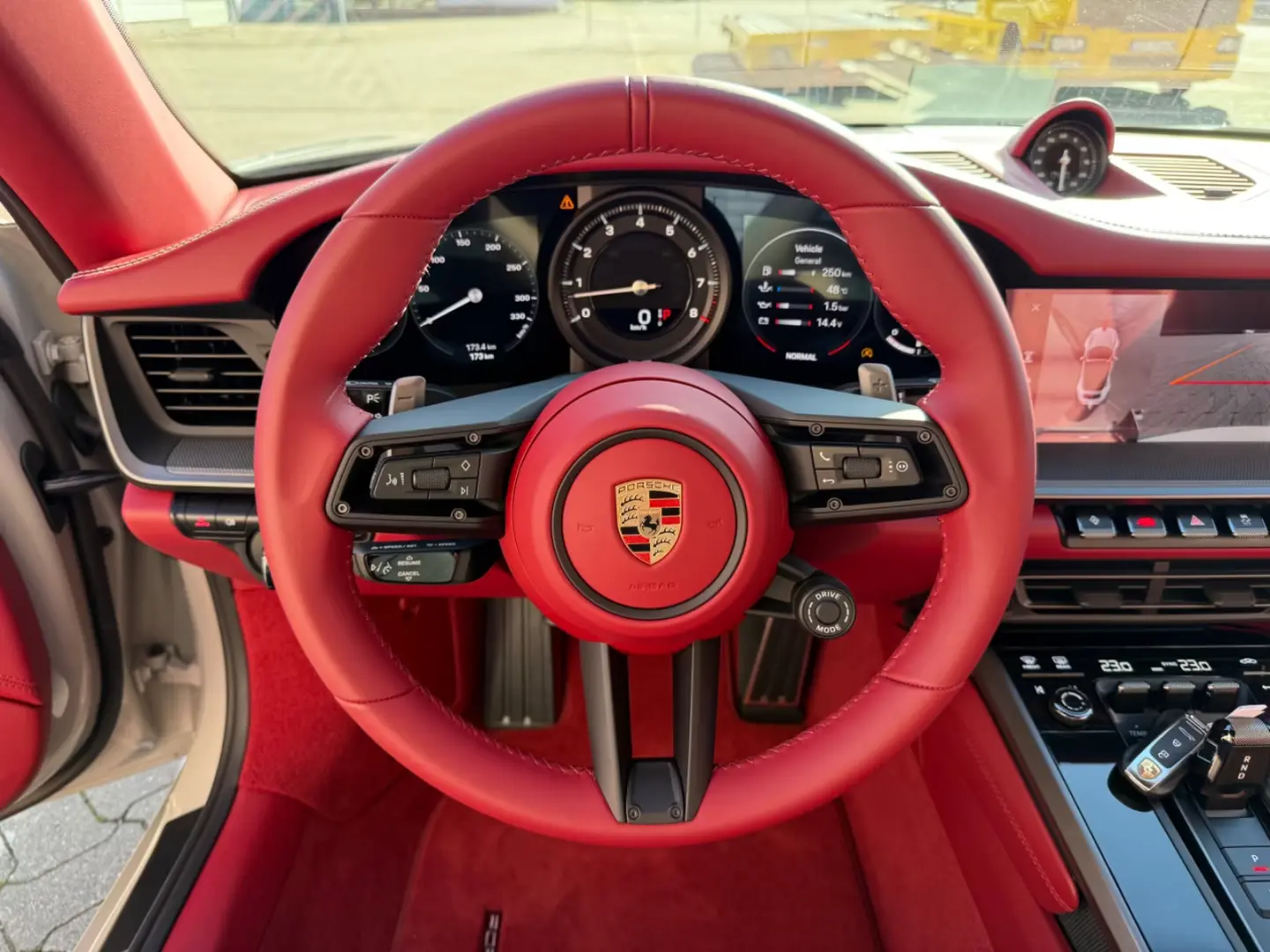 Porsche 992 CARRERA CABRIOLET