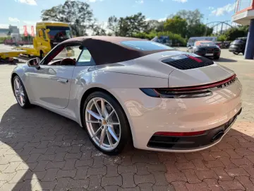 Porsche 992 CARRERA CABRIOLET