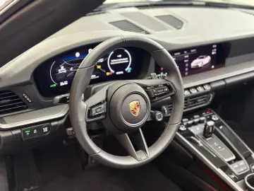 Porsche 992 Carrera Cabriolet Facelift