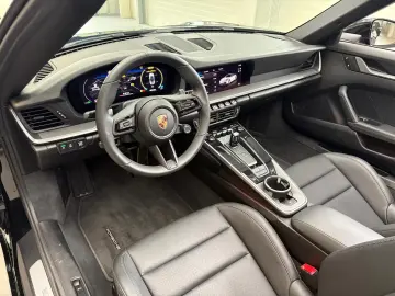 Porsche 992 Carrera Cabriolet Facelift