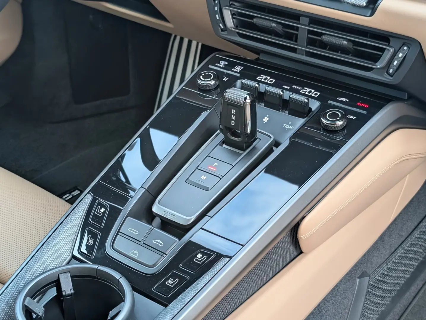 Porsche 992 911 Carrera S Cabriolet *SÜD-KOREA*