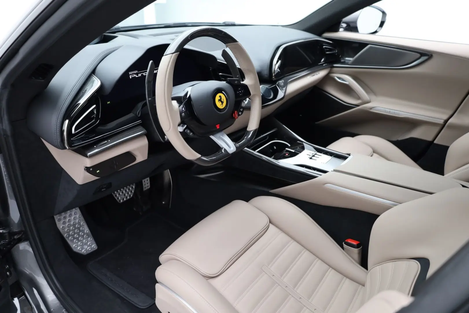 Purosangue - FERRARI HAMBURG
