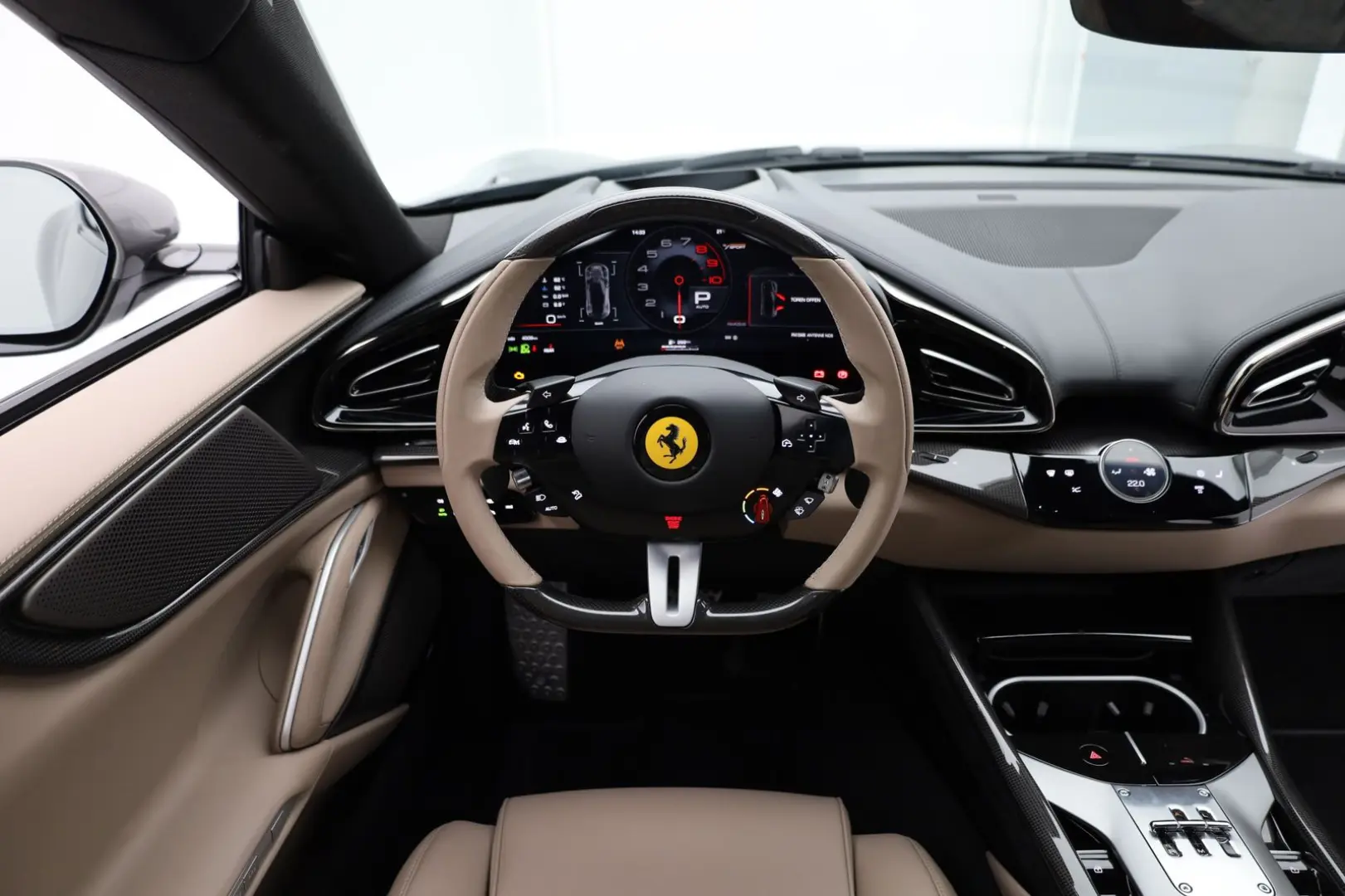 Purosangue - FERRARI HAMBURG