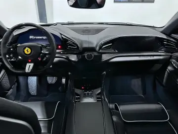 Purosangue | Carbon | Panorama | Massage Seats