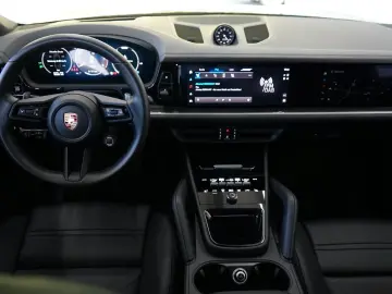 Porsche Cayenne Coupe E-Hybrid/P-Display/NightVision/