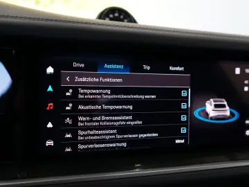 Porsche Cayenne Coupe E-Hybrid/P-Display/NightVision/