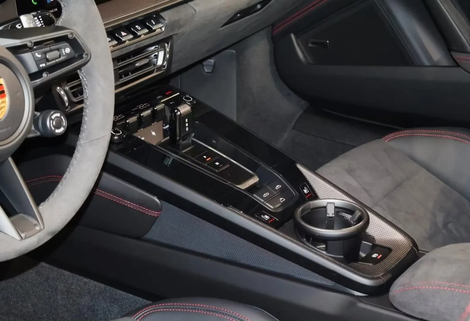 Porsche 911 Carrera GTS Cabriolet/Lift
