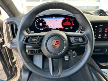 Porsche Cayenne GTS Coupé HEAD-UP