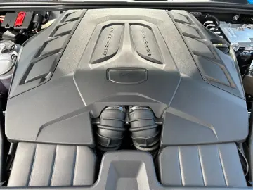 Porsche Cayenne GTS Coupé HEAD-UP