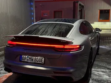 Porsche Panamera Turbo S E-Hybrid |