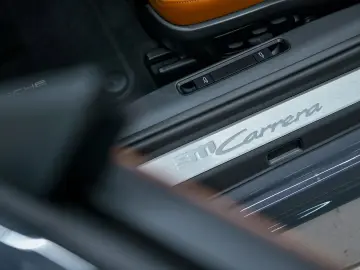 Porsche 992 Carrera Cabrio