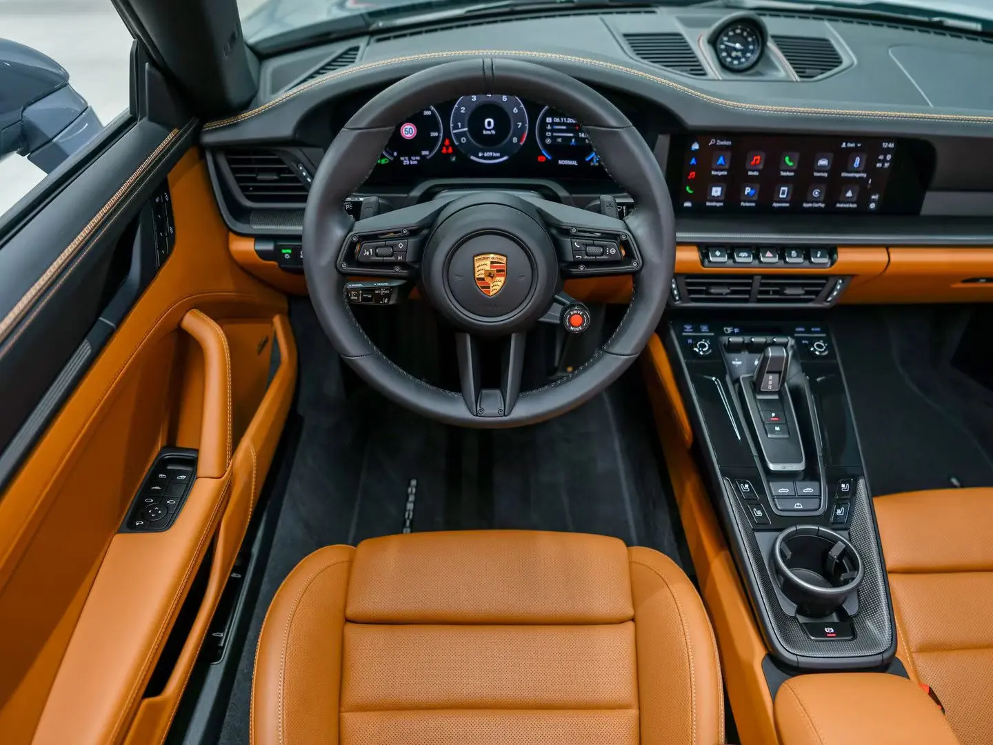 Porsche 992 Carrera Cabrio