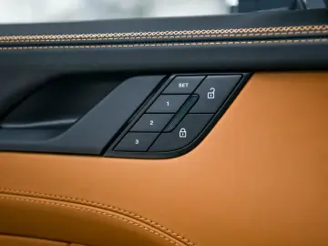 Porsche 992 Carrera Cabrio