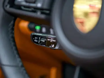 Porsche 992 Carrera Cabrio