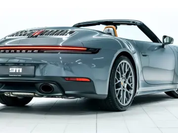Porsche 992 Carrera Cabrio
