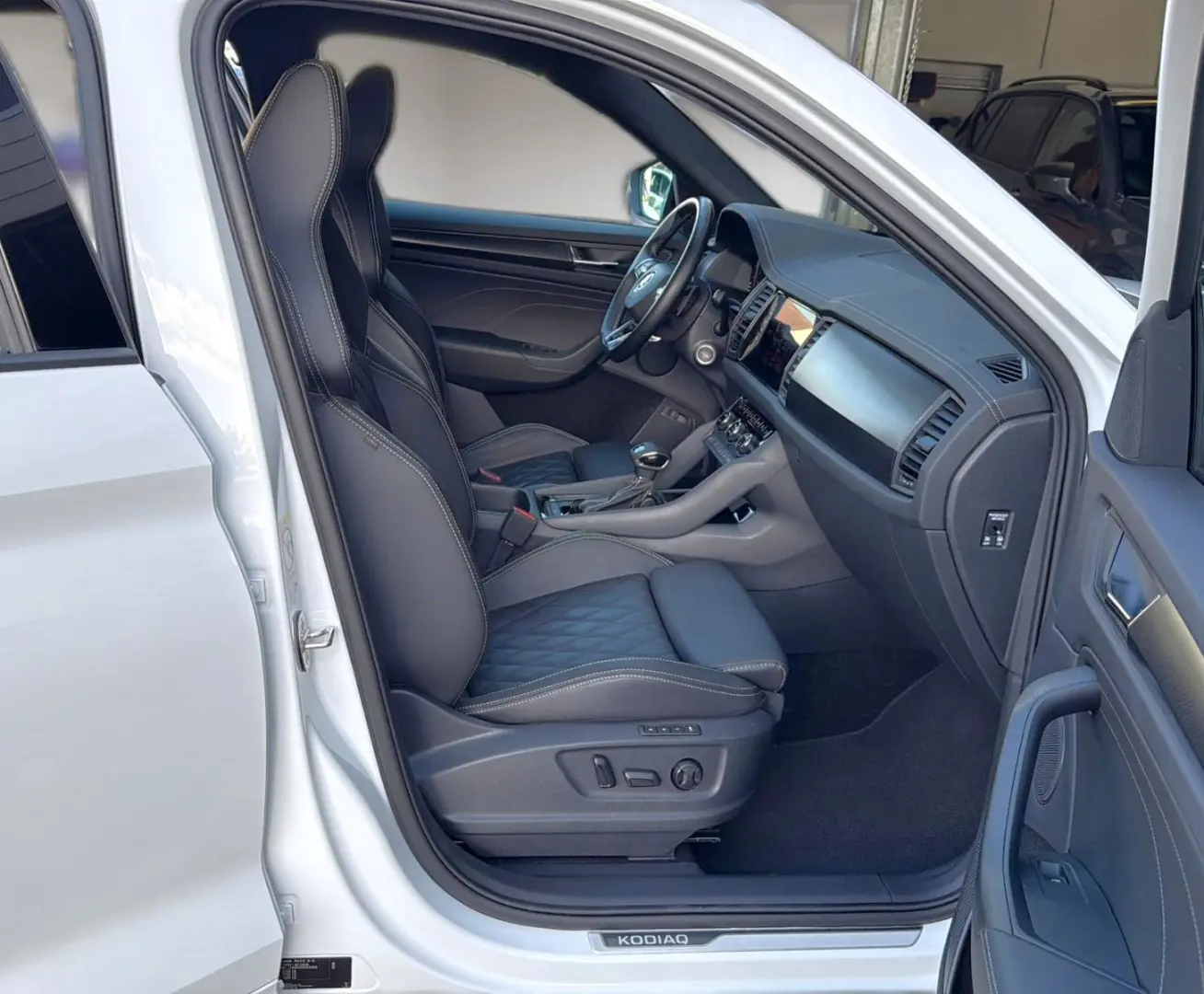 Skoda Kodiaq Sportline 4x4*DSG*Pano*LED*