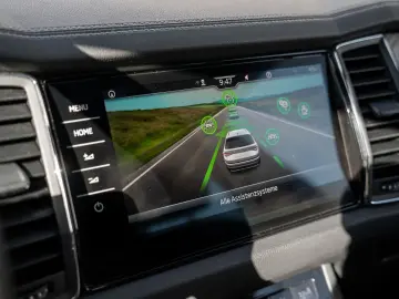 Skoda KODIAQ STYLE 2.0 TSI DSG Pano ACC LED