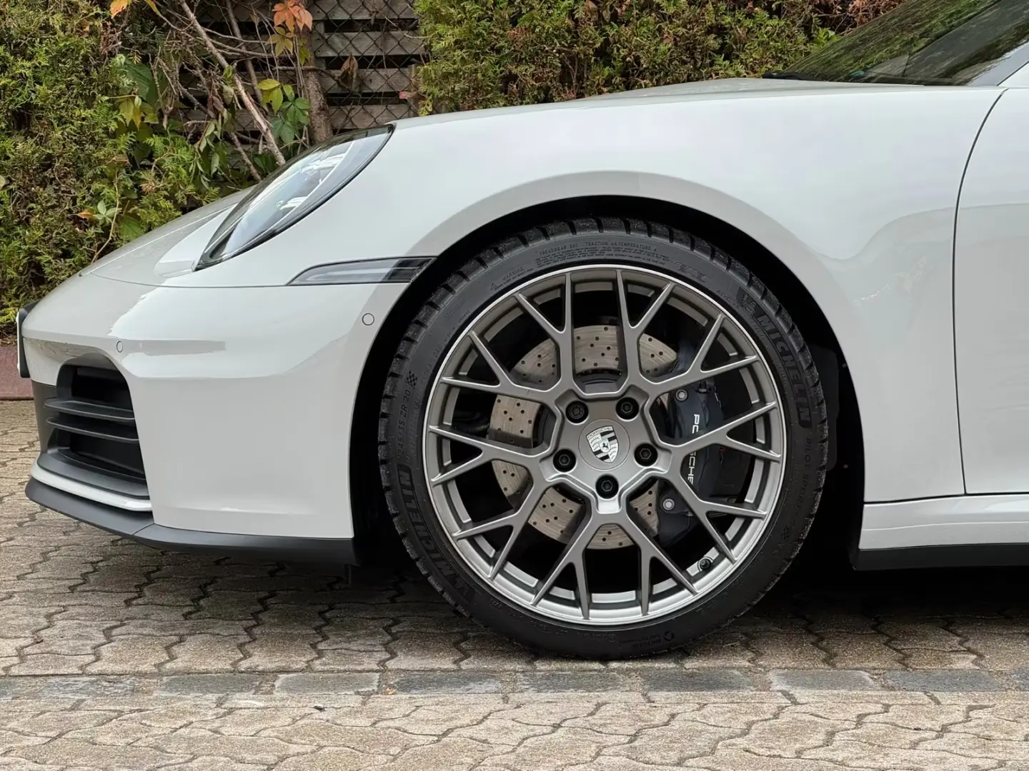 Porsche 992 911 Carrera Cabrio HD-LED*CHRONO
