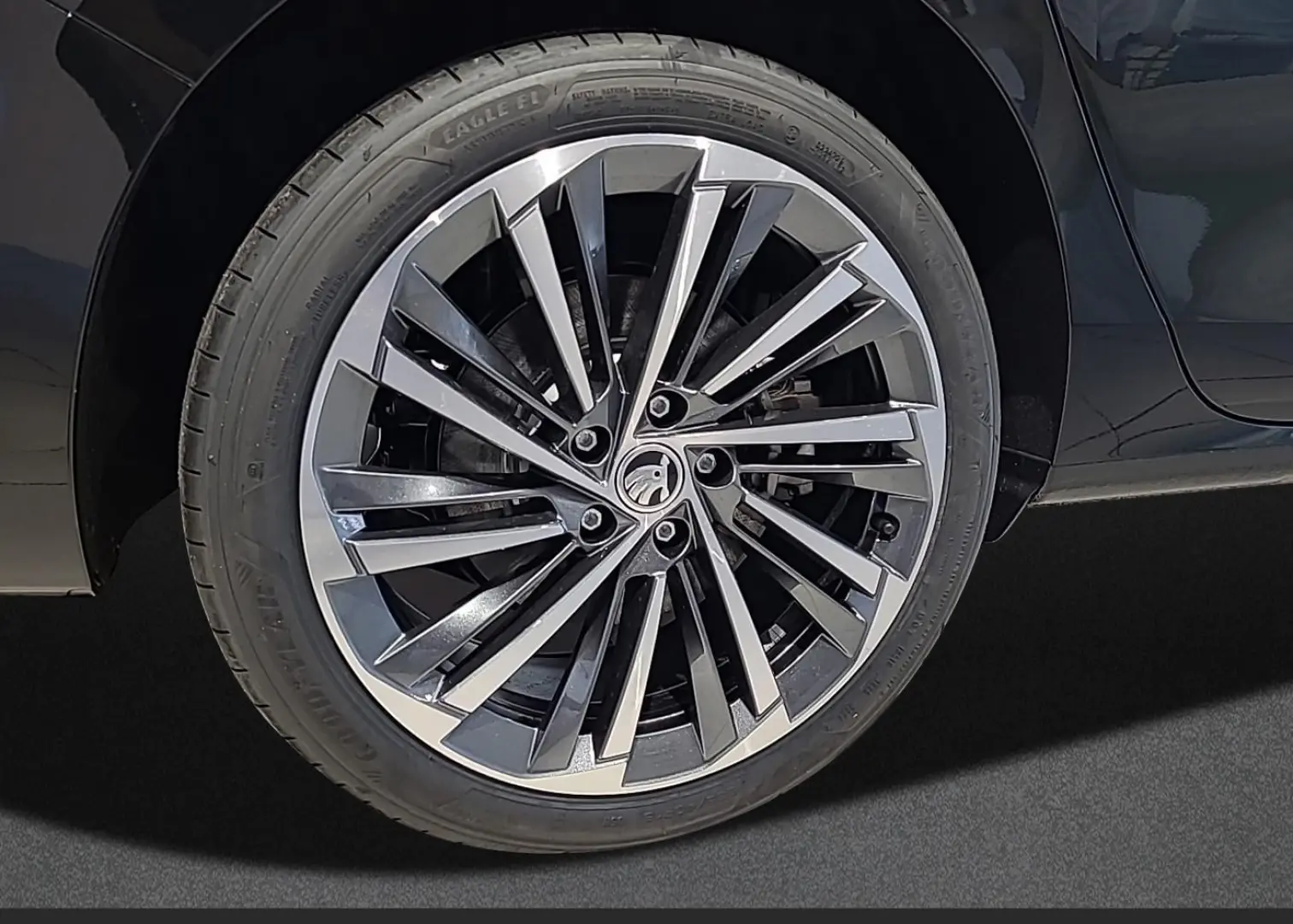 Skoda SUPERB L&K 2,0 TSI DSG 4x4