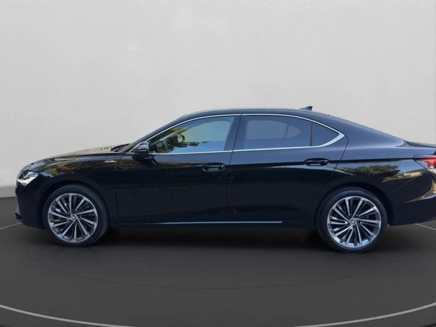Skoda Superb Lim. 2.0 TDI DSG 4x4 L&K *MATRIX*
